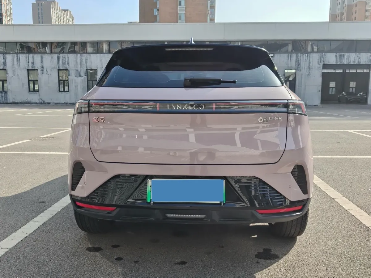 2023 LYNK&CO 06 EM-P 1.5L 120HP L4 3DHT PHEV 19.09KWH,autocango,china used car exporter,china ev exporter,chinese used car exporter,chinese used ev exporter