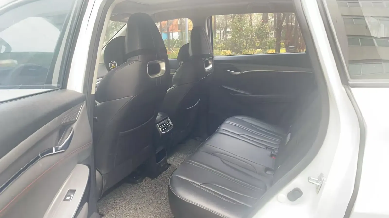 2021 ChangAn CS75 Plus 1.5T 178HP L4 6AT,autocango,china used car exporter,china ev exporter,chinese used car exporter,chinese used ev exporter