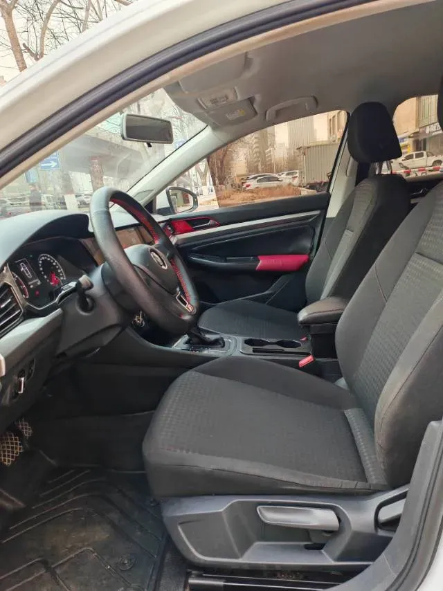 2019 Bestune T77 1.2T 143HP L4 7DCT,autocango,china used car exporter,china ev exporter,chinese used car exporter,chinese used ev exporter