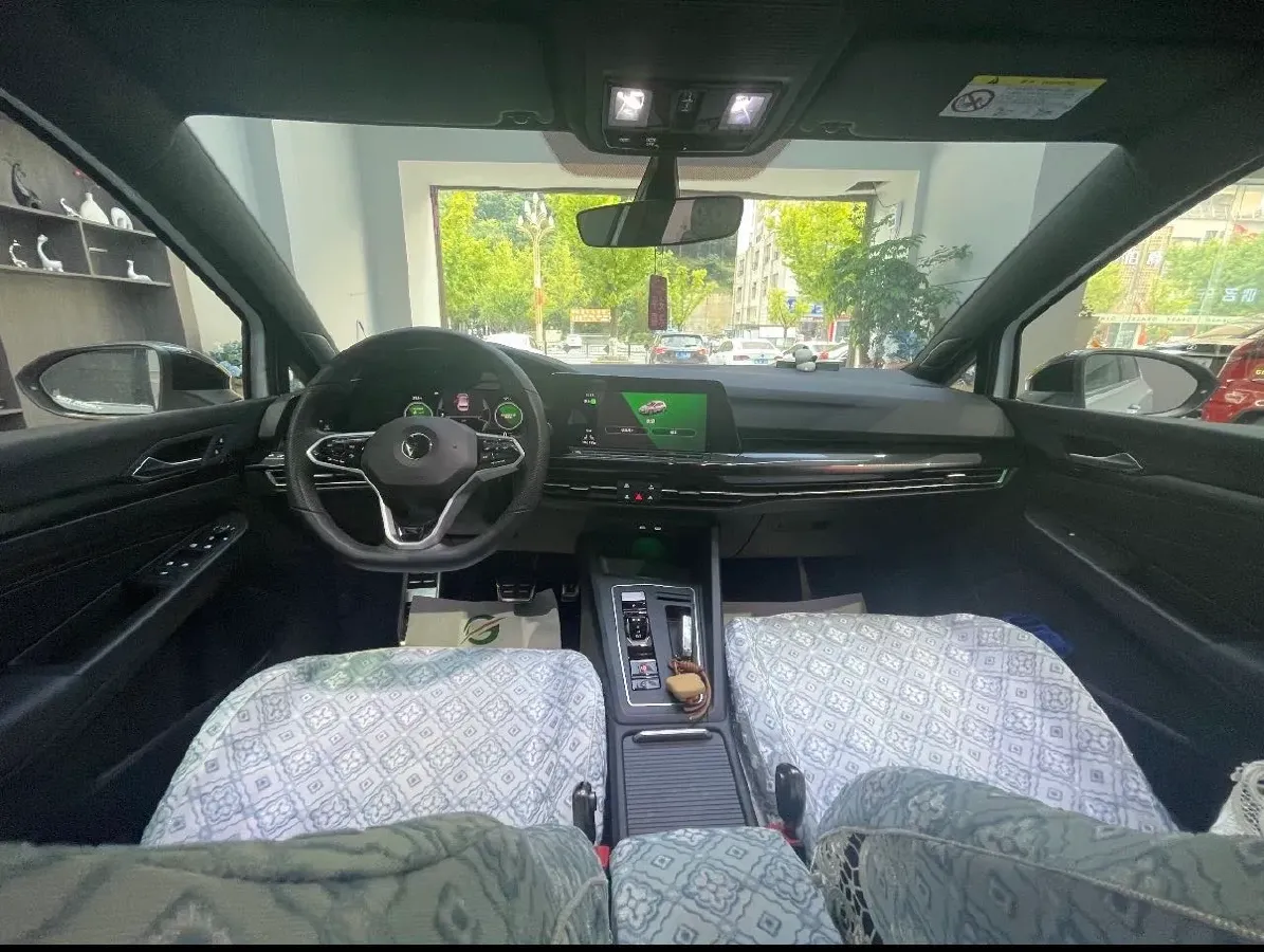 2023 Volkswagen Golf 1.4T 150HP L4 7DCT,autocango,china used car exporter,china ev exporter,chinese used car exporter,chinese used ev exporter
