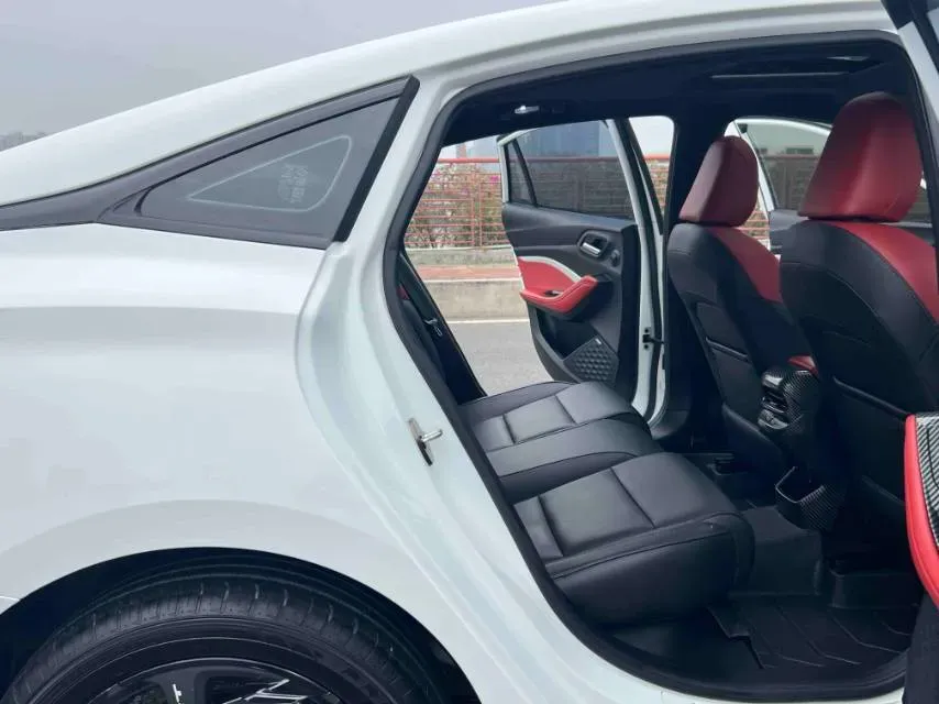 2022 MG 5 1.5T 173HP L4 7DCT,autocango,china used car exporter,china ev exporter,chinese used car exporter,chinese used ev exporter