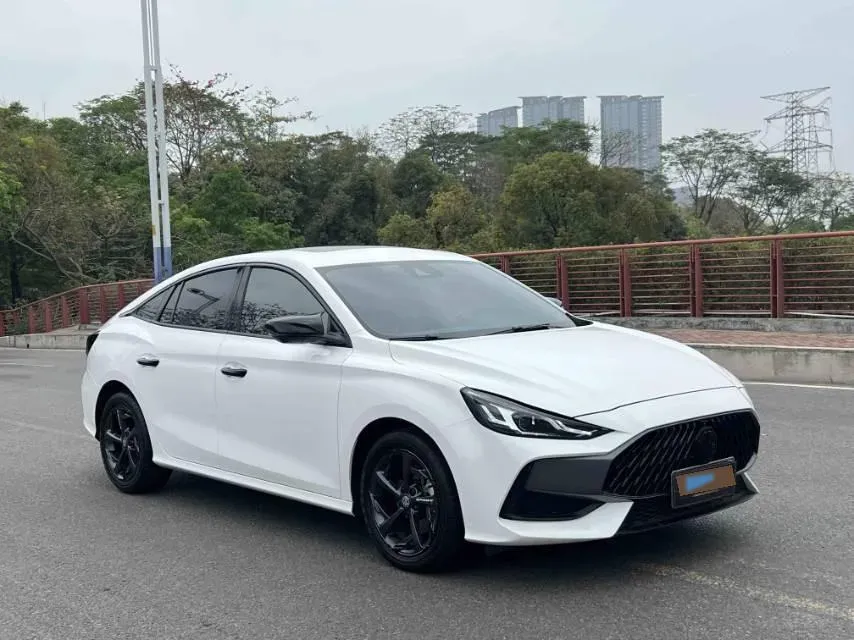 2022 MG 5 1.5T 173HP L4 7DCT,autocango,china used car exporter,china ev exporter,chinese used car exporter,chinese used ev exporter