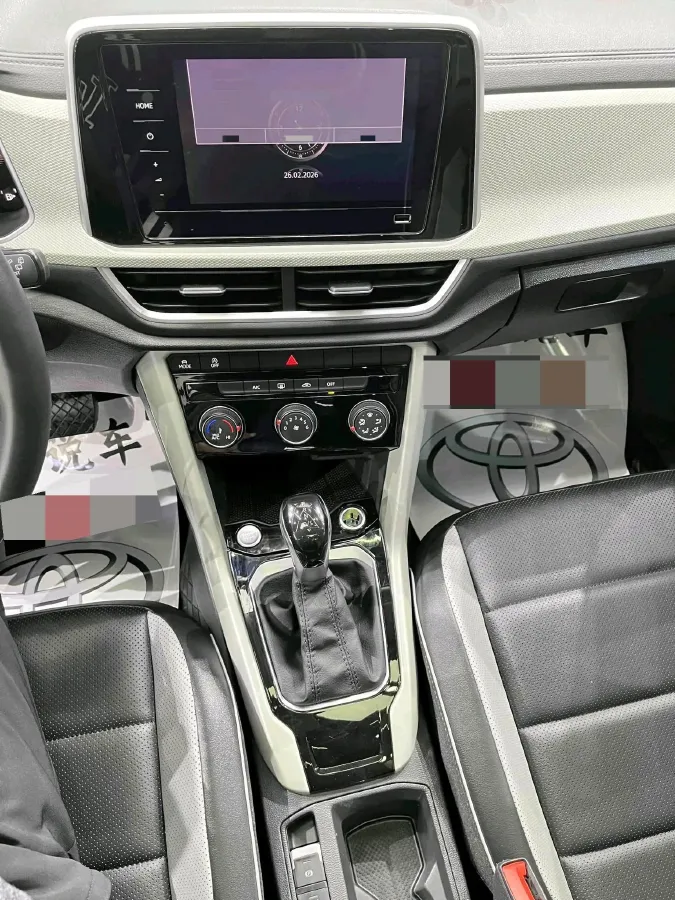 2023 Volkswagen T-Roc 1.4T 150HP L4 7DCT,autocango,china used car exporter,china ev exporter,chinese used car exporter,chinese used ev exporter