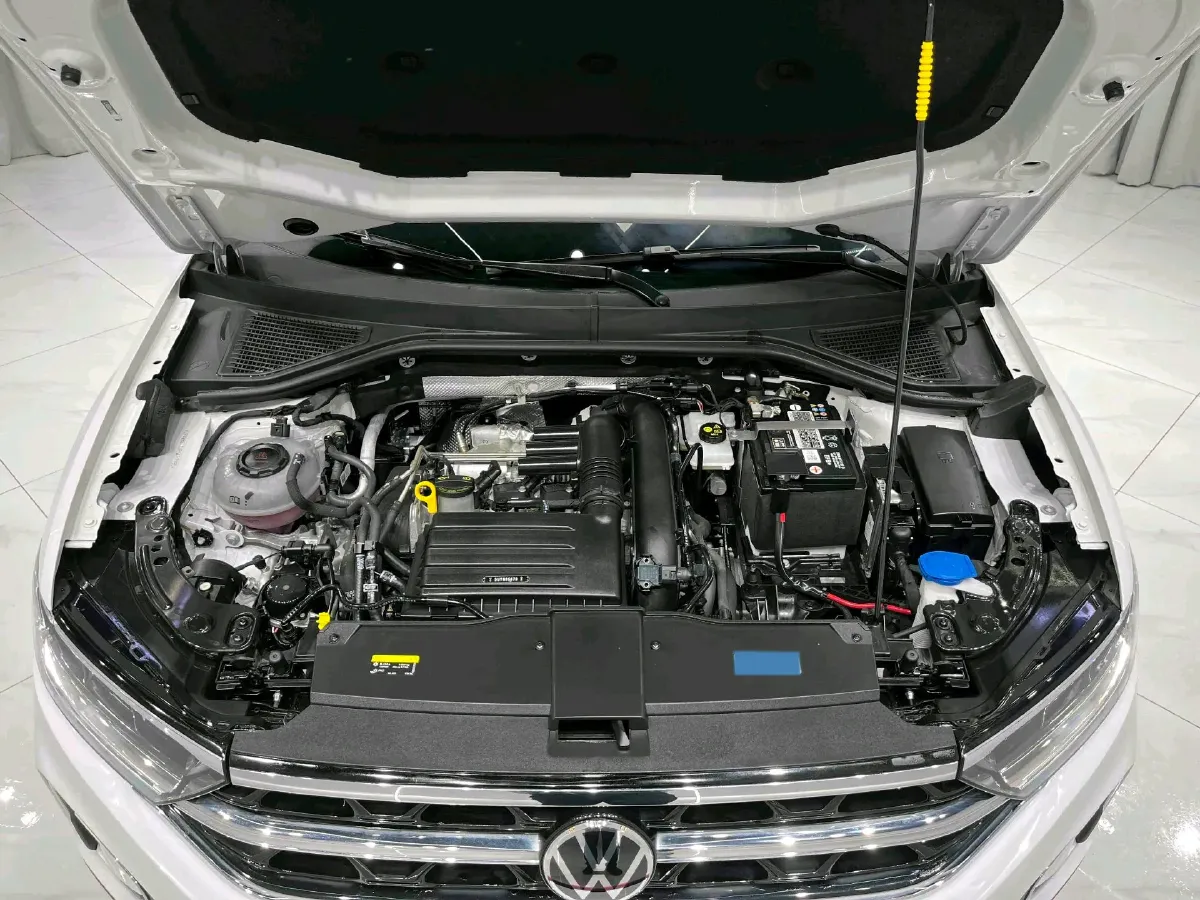 2023 Volkswagen T-Roc 1.4T 150HP L4 7DCT,autocango,china used car exporter,china ev exporter,chinese used car exporter,chinese used ev exporter