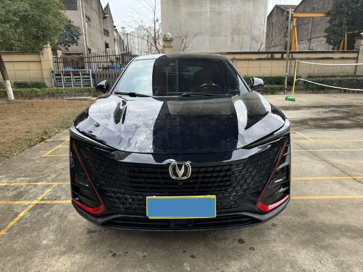 2020 ChangAn UNI-T 1.5T 180HP L4 7DCT,autocango,china used car exporter,china ev exporter,chinese used car exporter,chinese used ev exporter