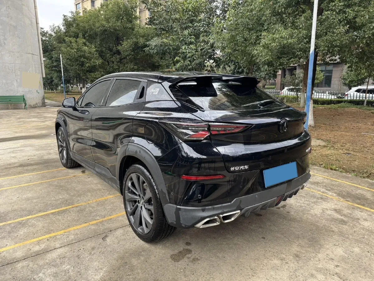 2020 ChangAn UNI-T 1.5T 180HP L4 7DCT,autocango,china used car exporter,china ev exporter,chinese used car exporter,chinese used ev exporter