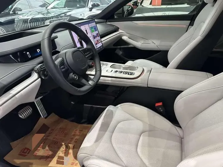 2024 MI SU7 BEV 101KWH,autocango,china used car exporter,china ev exporter,chinese used car exporter,chinese used ev exporter