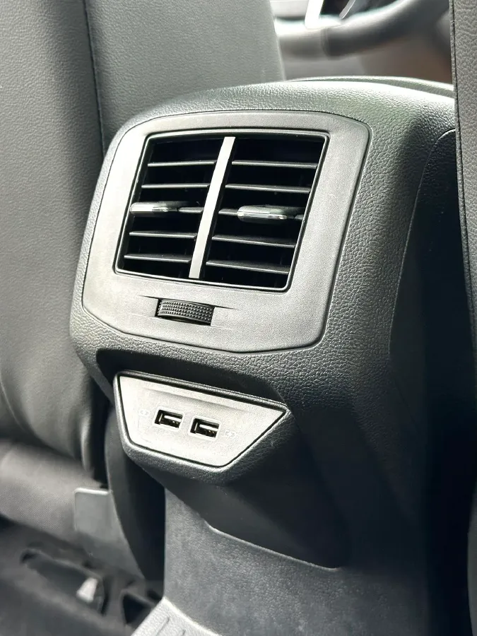 2021 Volkswagen T-Roc 1.4T 150HP L4 7DCT,autocango,china used car exporter,china ev exporter,chinese used car exporter,chinese used ev exporter