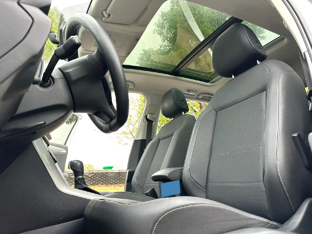 2021 Volkswagen T-Roc 1.4T 150HP L4 7DCT,autocango,china used car exporter,china ev exporter,chinese used car exporter,chinese used ev exporter