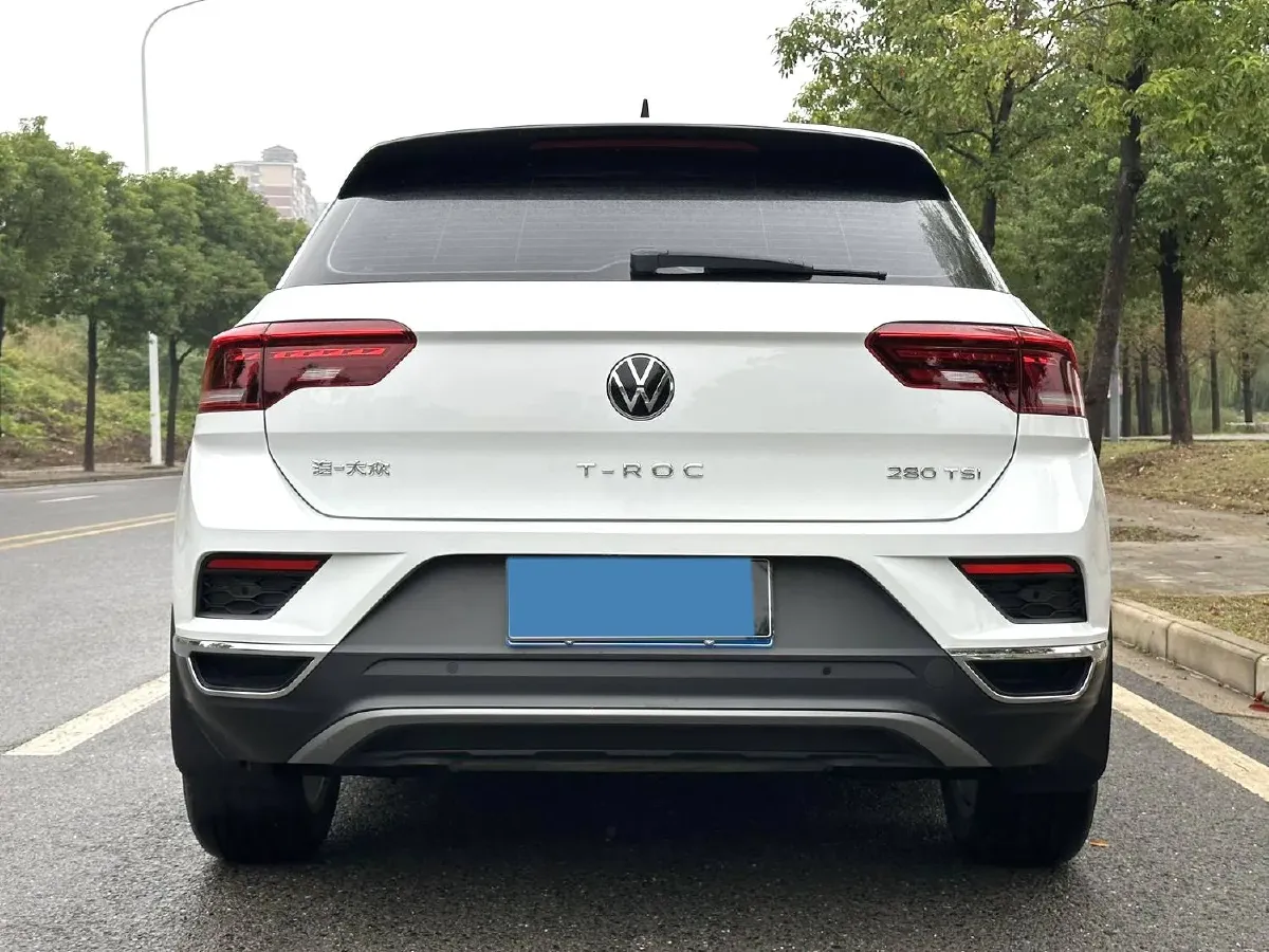 2021 Volkswagen T-Roc 1.4T 150HP L4 7DCT,autocango,china used car exporter,china ev exporter,chinese used car exporter,chinese used ev exporter