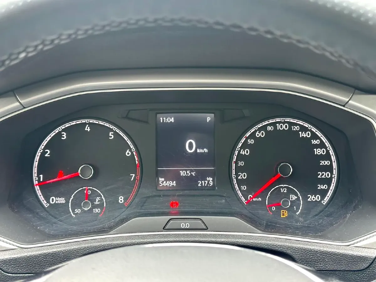 2021 Volkswagen T-Roc 1.4T 150HP L4 7DCT,autocango,china used car exporter,china ev exporter,chinese used car exporter,chinese used ev exporter