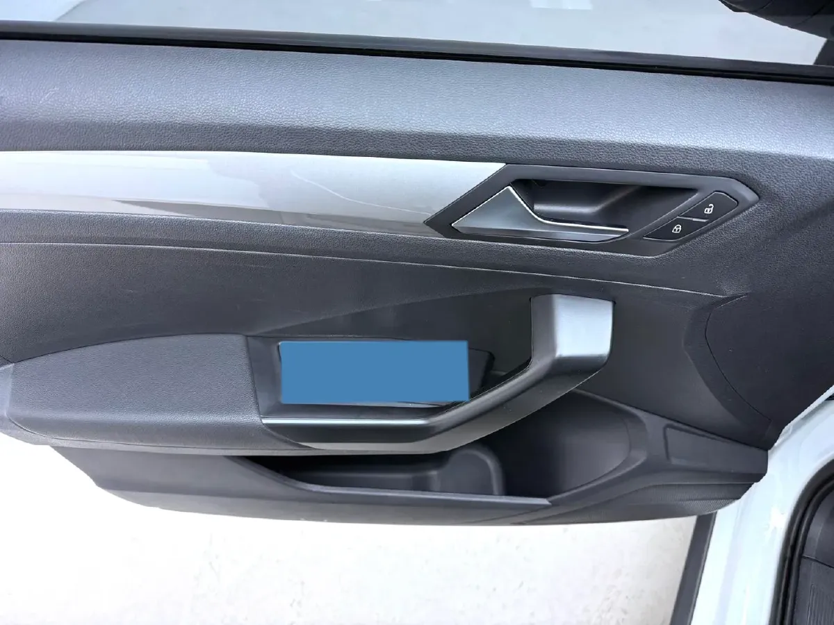 2021 Volkswagen T-Roc 1.4T 150HP L4 7DCT,autocango,china used car exporter,china ev exporter,chinese used car exporter,chinese used ev exporter