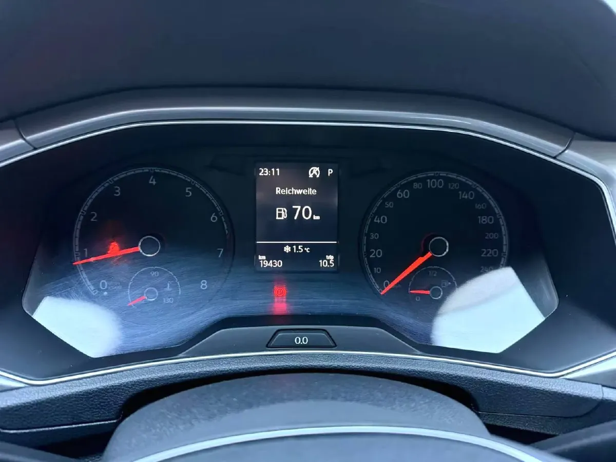 2021 Volkswagen T-Roc 1.4T 150HP L4 7DCT,autocango,china used car exporter,china ev exporter,chinese used car exporter,chinese used ev exporter