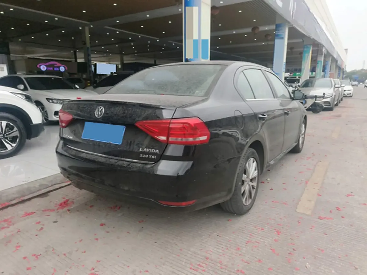 2017 Volkswagen Lavida 1.4T 131HP L4 7DCT,autocango,china used car exporter,china ev exporter,chinese used car exporter,chinese used ev exporter
