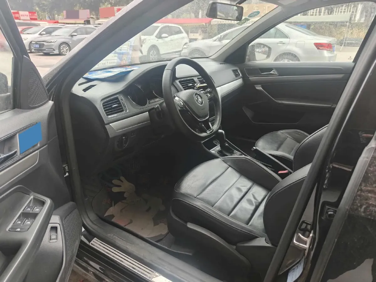 2017 Volkswagen Lavida 1.4T 131HP L4 7DCT,autocango,china used car exporter,china ev exporter,chinese used car exporter,chinese used ev exporter