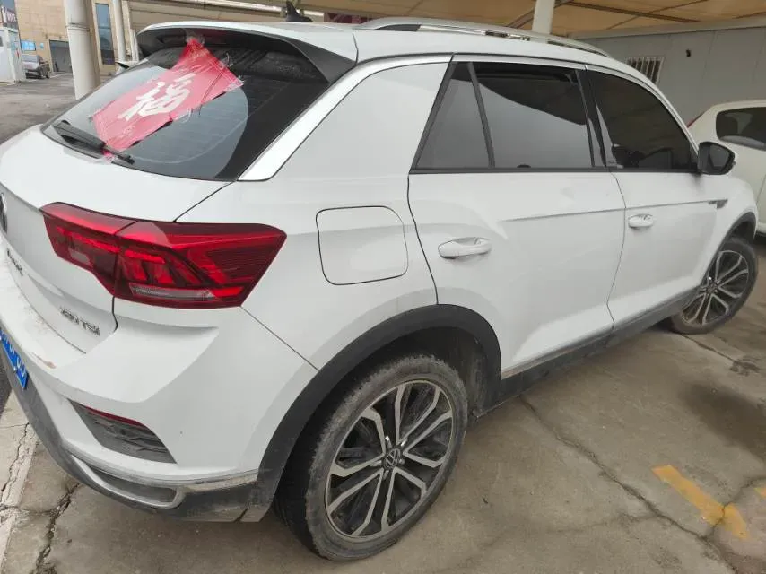 2020 Volkswagen T-Roc 1.4T 150HP L4 7DCT,autocango,china used car exporter,china ev exporter,chinese used car exporter,chinese used ev exporter