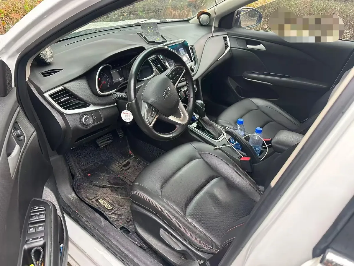 2020 Chevrolet Monza 1.0T 125HP L3 6DCT,autocango,china used car exporter,china ev exporter,chinese used car exporter,chinese used ev exporter