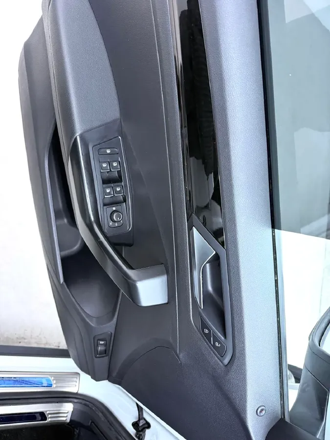 2021 Volkswagen T-Roc 1.4T 150HP L4 7DCT,autocango,china used car exporter,china ev exporter,chinese used car exporter,chinese used ev exporter