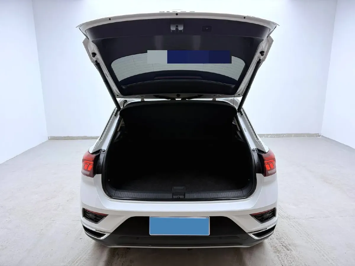 2021 Volkswagen T-Roc 1.4T 150HP L4 7DCT,autocango,china used car exporter,china ev exporter,chinese used car exporter,chinese used ev exporter