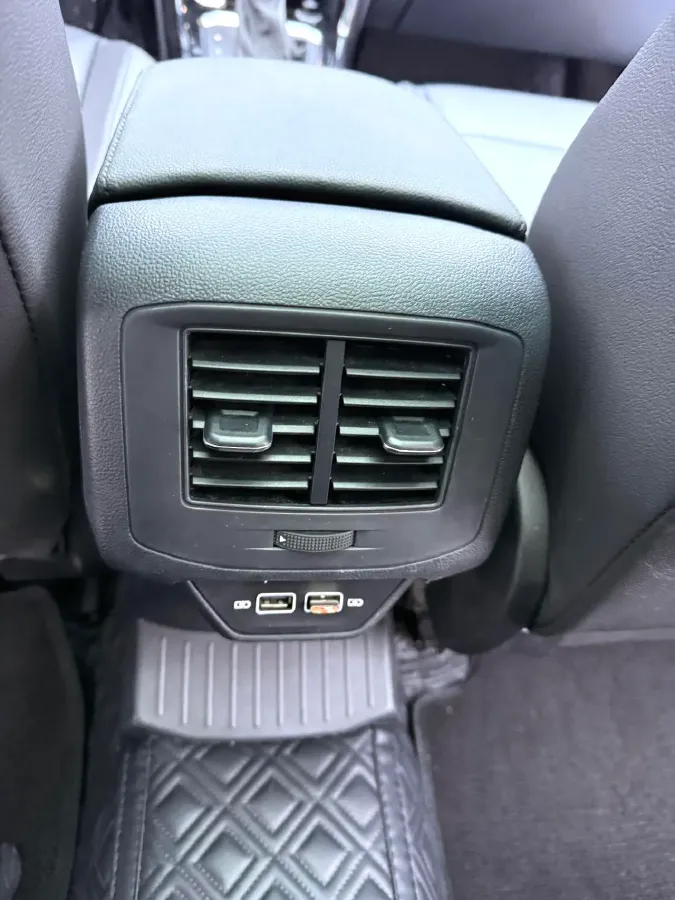 2021 Volkswagen T-Roc 1.4T 150HP L4 7DCT,autocango,china used car exporter,china ev exporter,chinese used car exporter,chinese used ev exporter