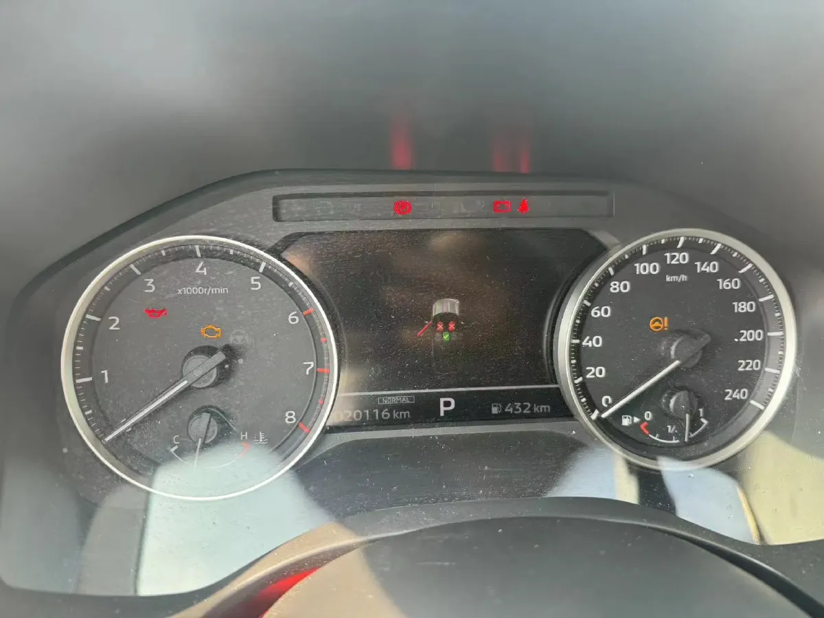 2023 Mitsubishi Outlander 1.5T 215HP L4 CVT,autocango,china used car exporter,china ev exporter,chinese used car exporter,chinese used ev exporter