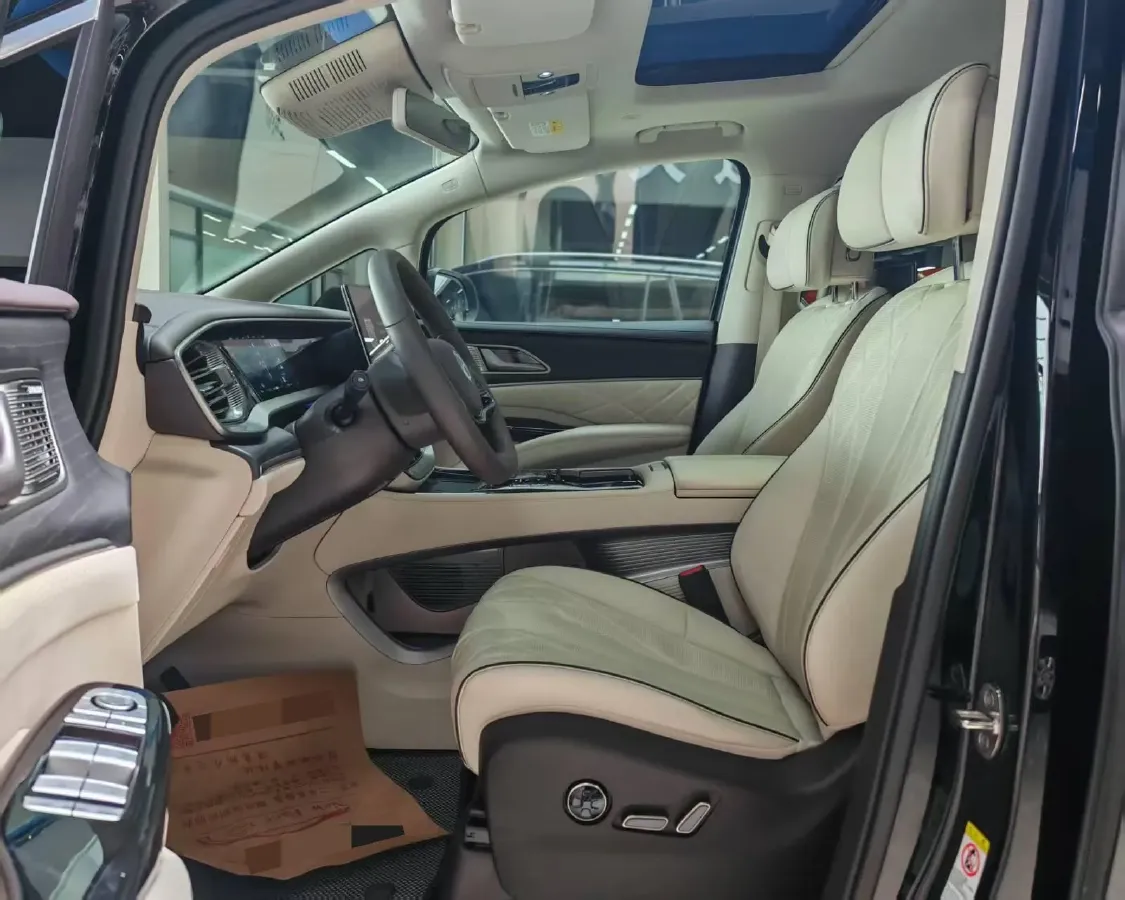 2024 Denza D9 1.5T 139HP L4 E-CVT PHEV 40KWH,autocango,china used car exporter,china ev exporter,chinese used car exporter,chinese used ev exporter