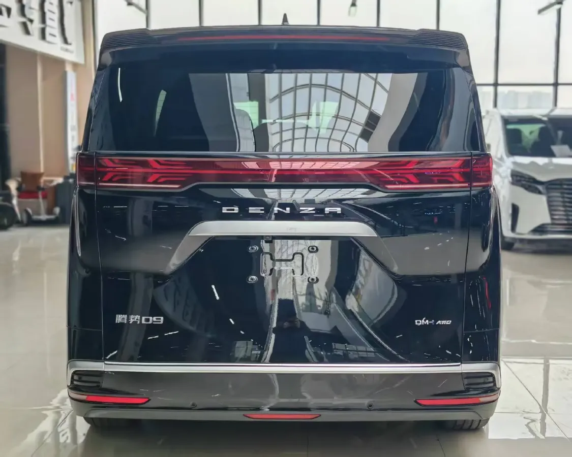 2024 Denza D9 1.5T 139HP L4 E-CVT PHEV 40KWH,autocango,china used car exporter,china ev exporter,chinese used car exporter,chinese used ev exporter