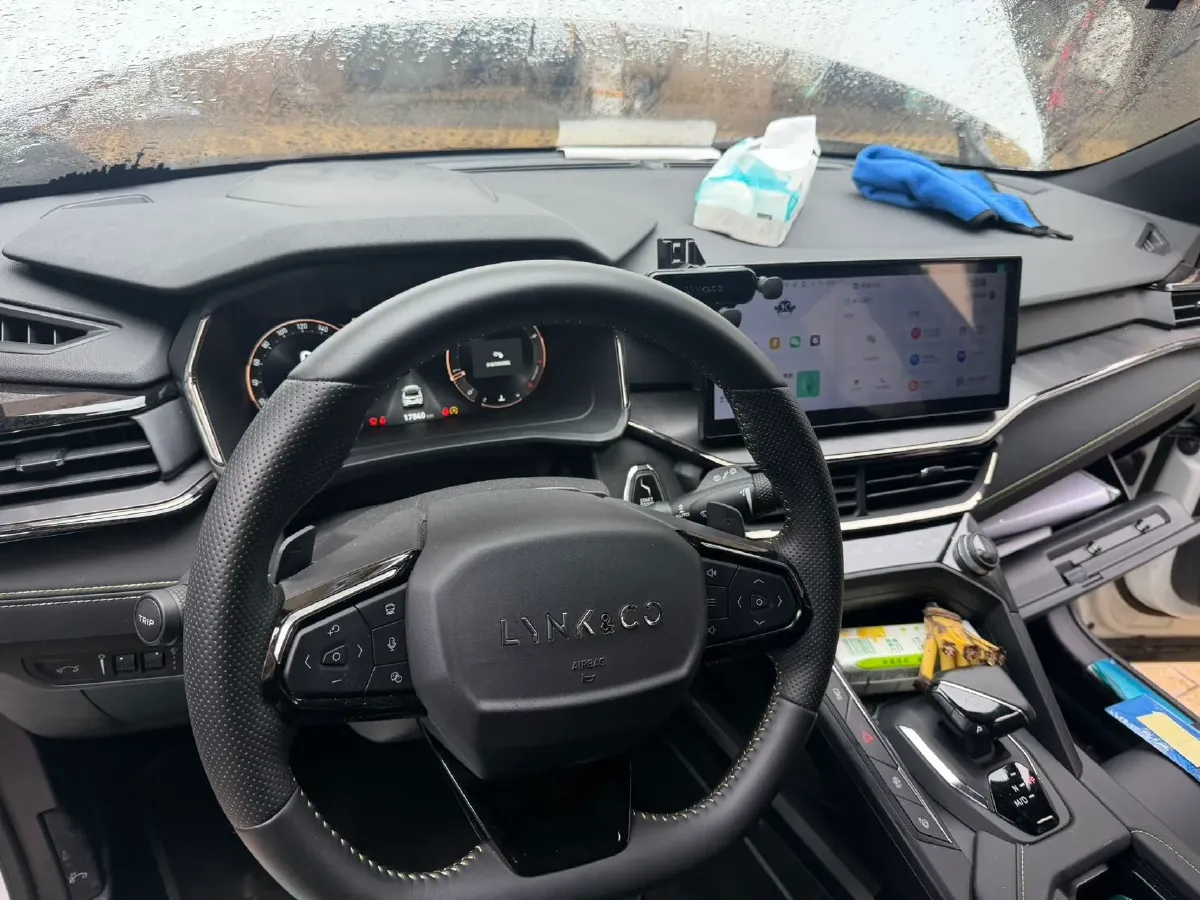 2023 LYNK&CO 06 1.5T 181HP L4 7DCT,autocango,china used car exporter,china ev exporter,chinese used car exporter,chinese used ev exporter