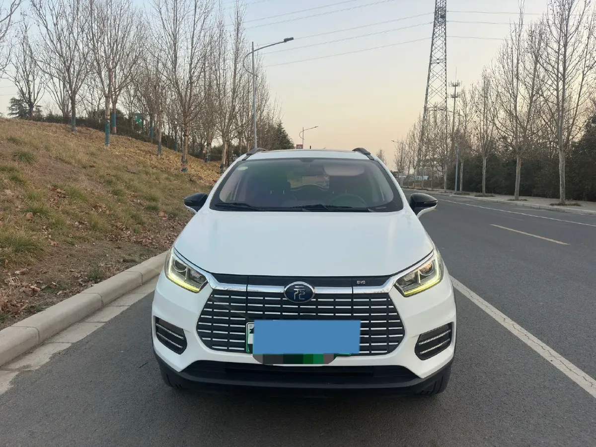 2018 BYD Yuan BEV 42KWH,autocango,china used car exporter,china ev exporter,chinese used car exporter,chinese used ev exporter