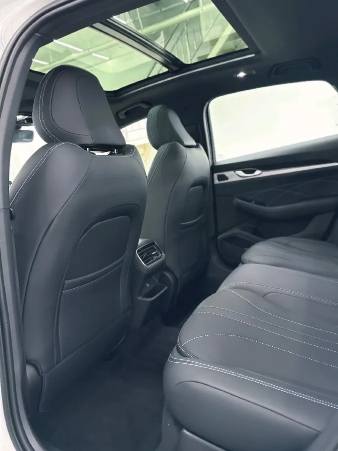 2026 Geely Preface 1.5T 181HP L4 7DCT,autocango,china used car exporter,china ev exporter,chinese used car exporter,chinese used ev exporter