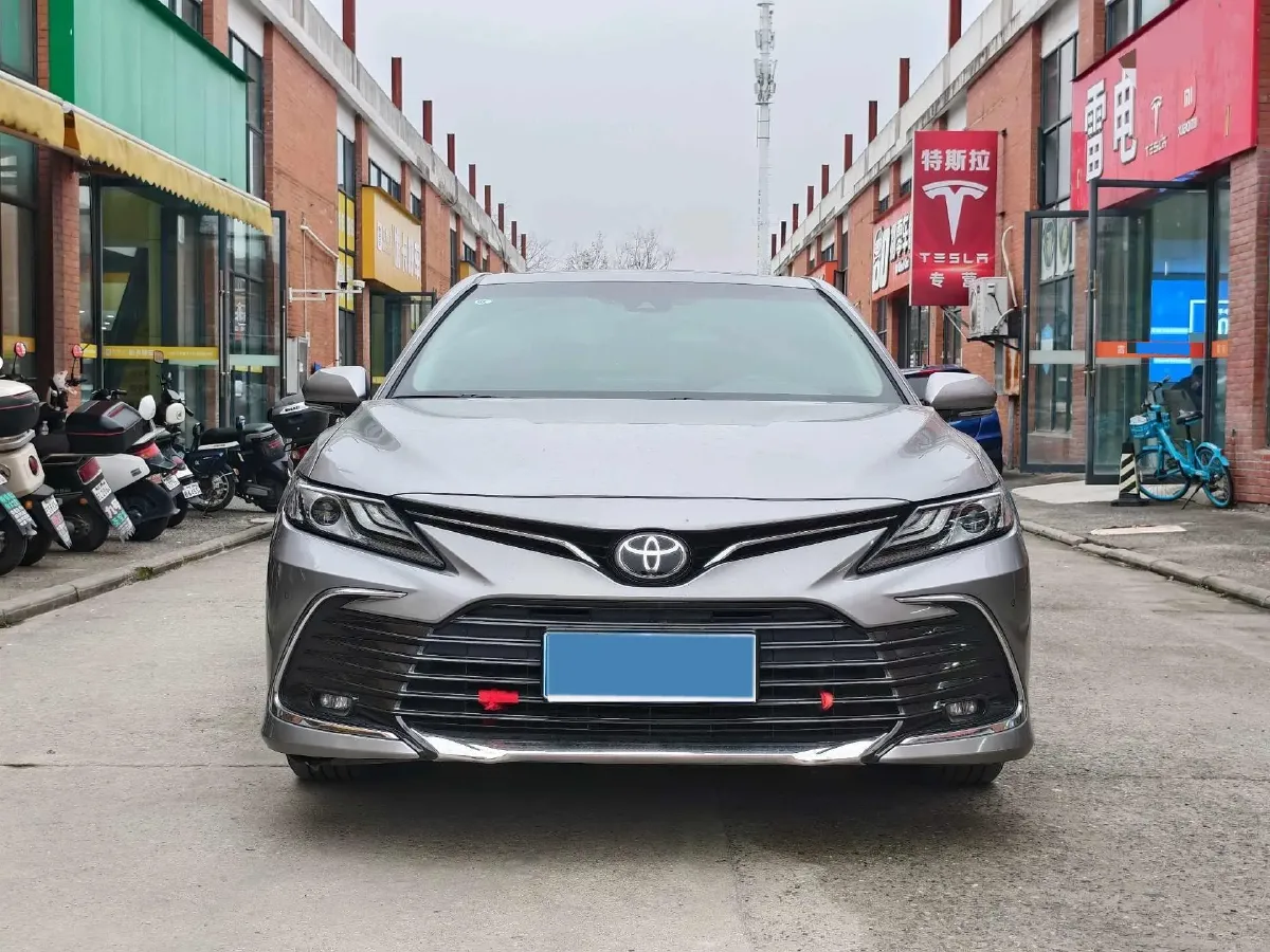 2023 Toyota Camry 2.0L 177HP L4 CVT,autocango,china used car exporter,china ev exporter,chinese used car exporter,chinese used ev exporter