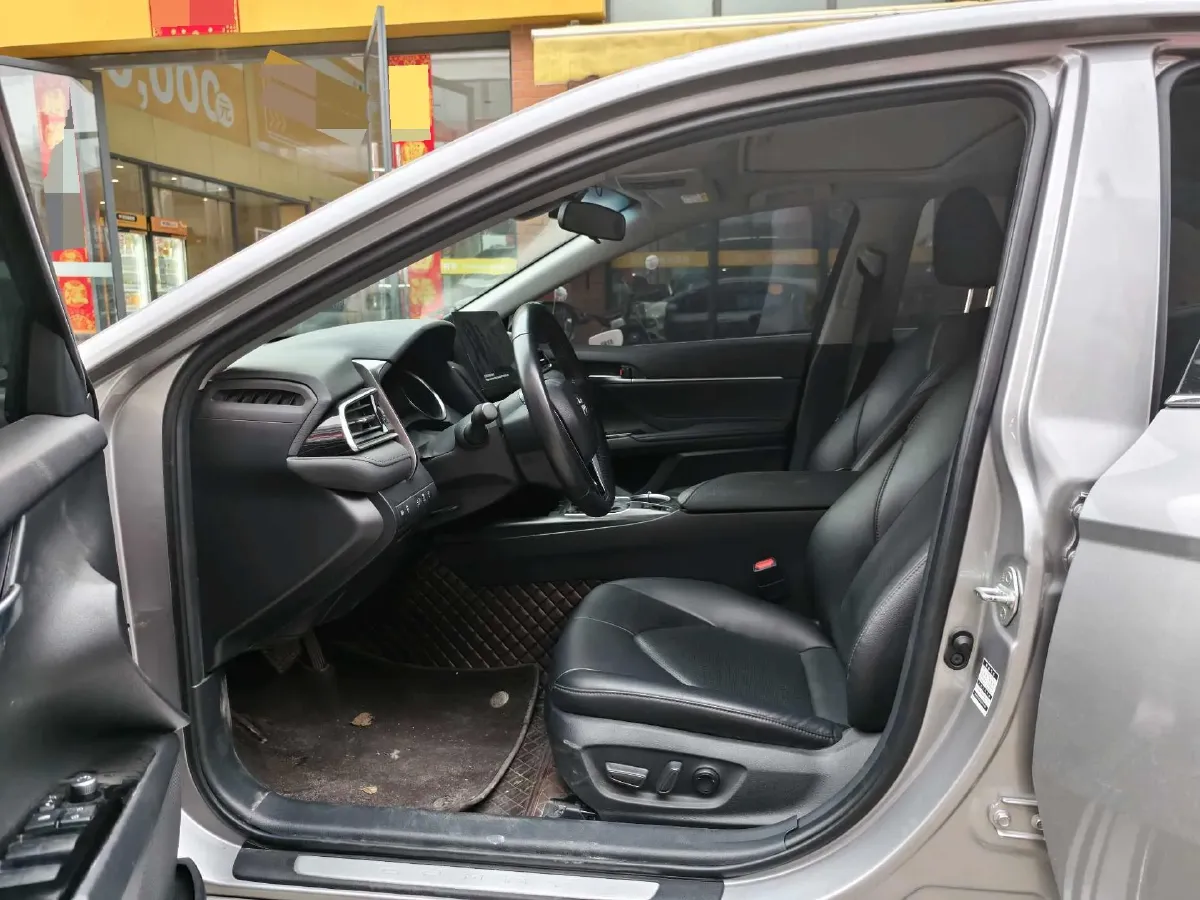 2023 Toyota Camry 2.0L 177HP L4 CVT,autocango,china used car exporter,china ev exporter,chinese used car exporter,chinese used ev exporter