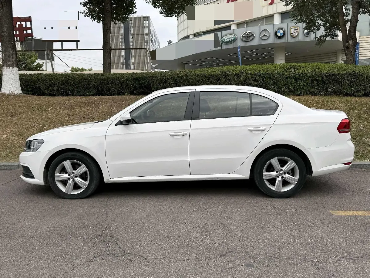 2017 Volkswagen Lavida 1.6L 110HP L4 6AT,autocango,china used car exporter,china ev exporter,chinese used car exporter,chinese used ev exporter