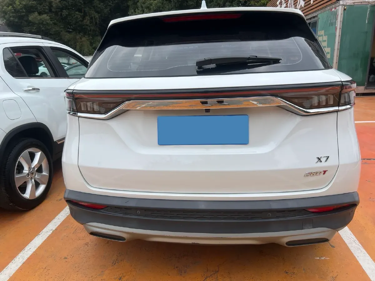 2022 BeiJing Auto X7 1.5T 188HP L4 7DCT,autocango,china used car exporter,china ev exporter,chinese used car exporter,chinese used ev exporter