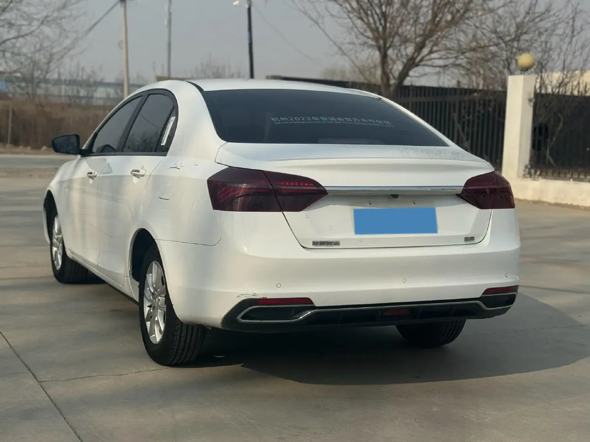 2020 Geely Emgrand 1.5L 109HP L4 5MT,autocango,china used car exporter,china ev exporter,chinese used car exporter,chinese used ev exporter