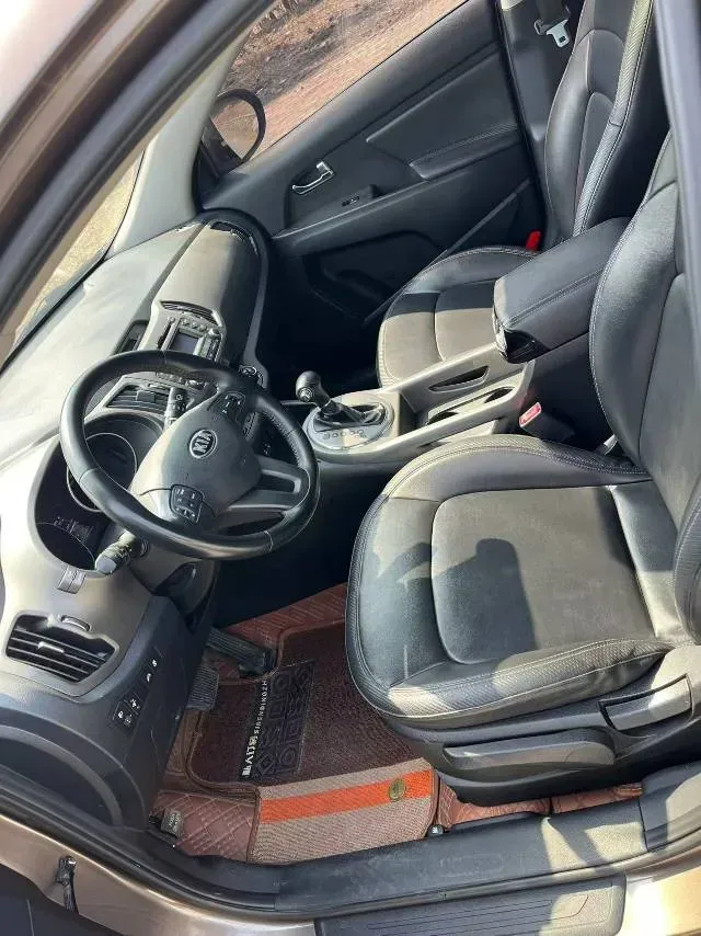 2016 Kia Sportage R 2.0L 165HP L4 6AT,autocango,china used car exporter,china ev exporter,chinese used car exporter,chinese used ev exporter