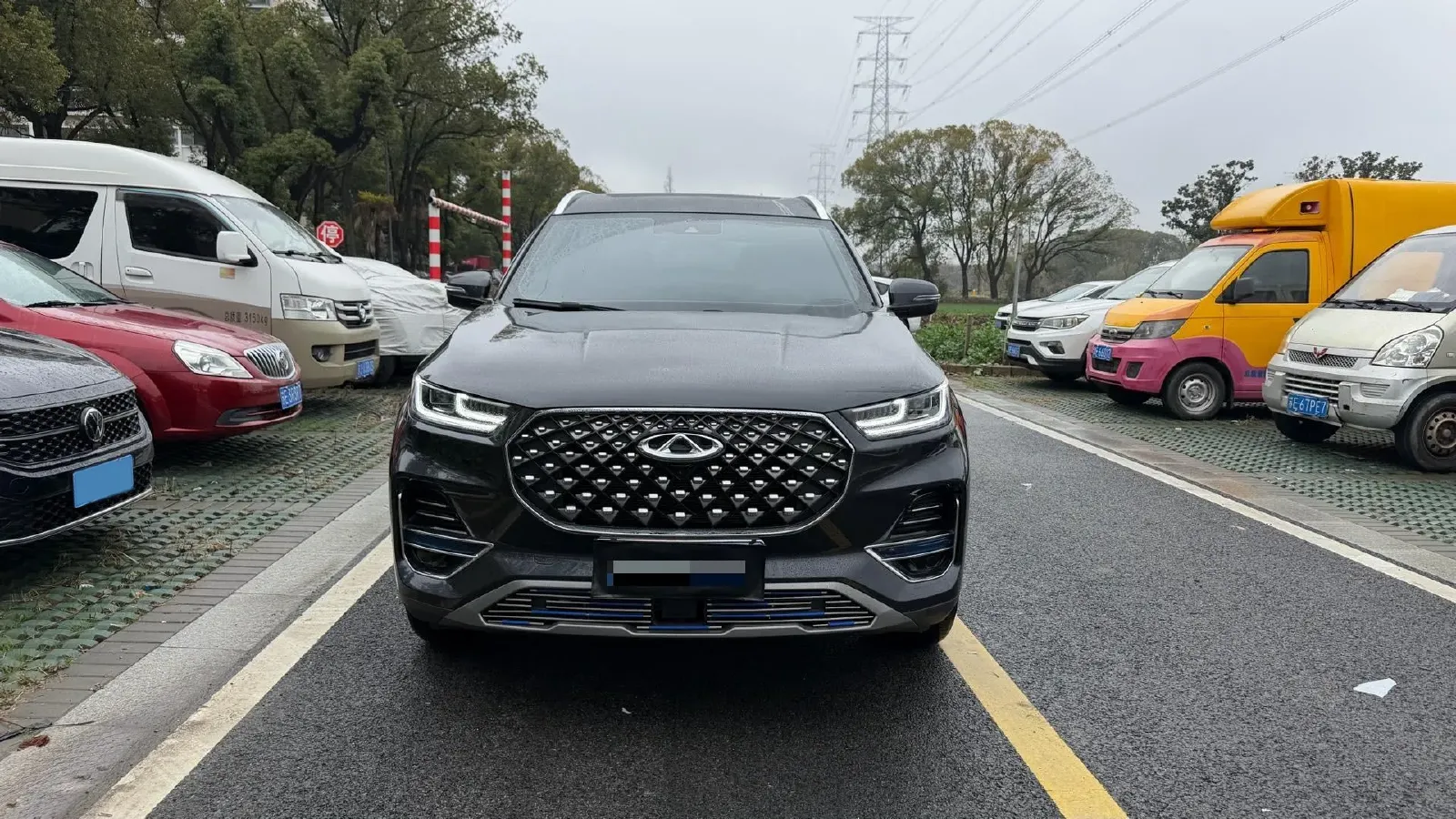 2021 Chery Tiggo 8 Plus 1.6T 197HP L4 7DCT,autocango,china used car exporter,china ev exporter,chinese used car exporter,chinese used ev exporter