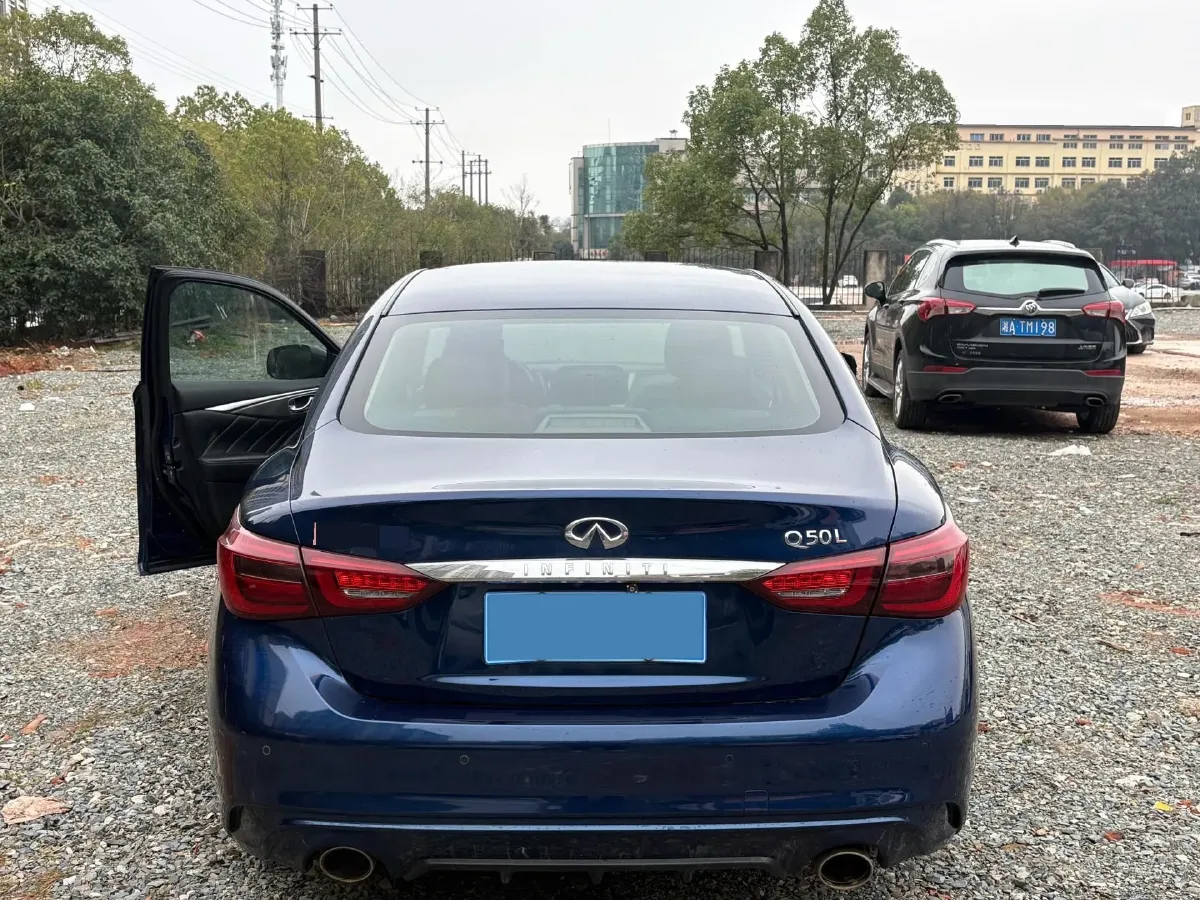 2021 Infiniti Q50L 2.0T 211HP L4 7AT,autocango,china used car exporter,china ev exporter,chinese used car exporter,chinese used ev exporter