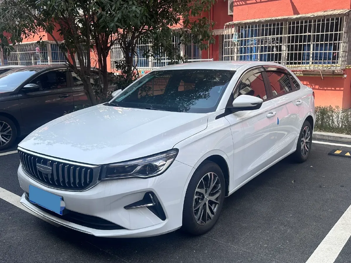 2025 Geely Emgrand 1.5L 127HP L4 CVT,autocango,china used car exporter,china ev exporter,chinese used car exporter,chinese used ev exporter