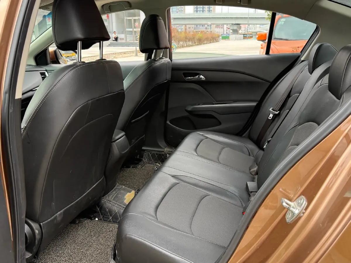 2016 Chevrolet Cavalier 1.5L 113HP L4 6AT,autocango,china used car exporter,china ev exporter,chinese used car exporter,chinese used ev exporter