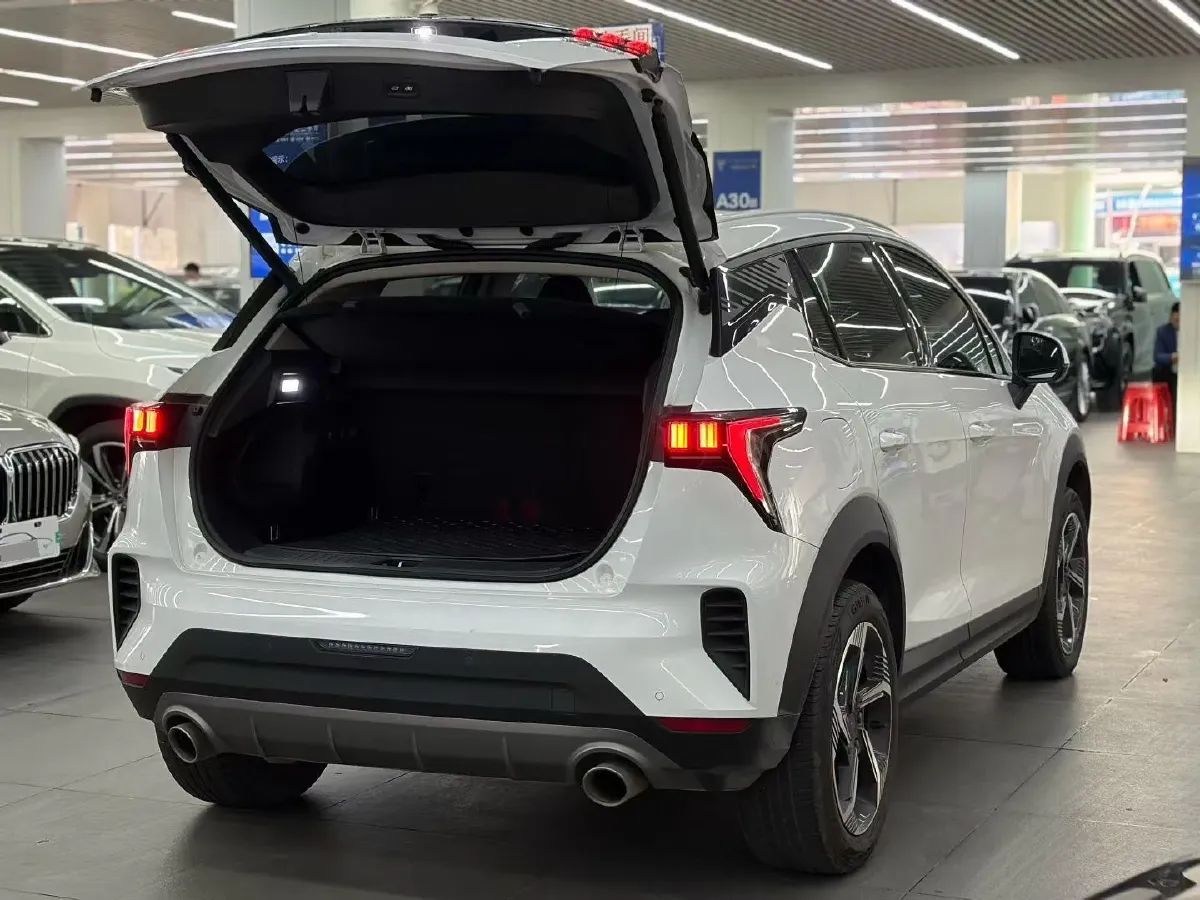 2022 Roewe i6 MAX BEV 61.1KWH,autocango,china used car exporter,china ev exporter,chinese used car exporter,chinese used ev exporter