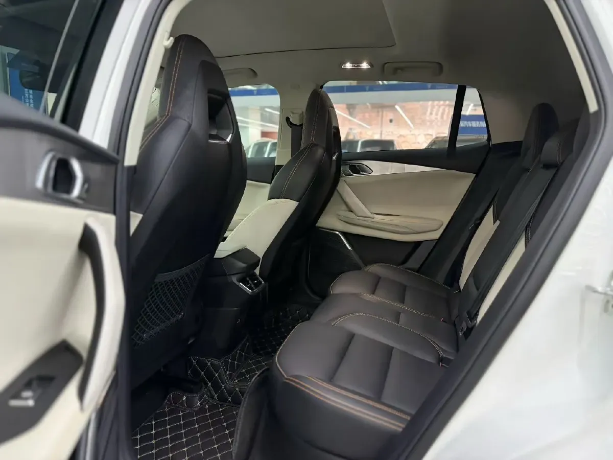 2022 Roewe i6 MAX BEV 61.1KWH,autocango,china used car exporter,china ev exporter,chinese used car exporter,chinese used ev exporter