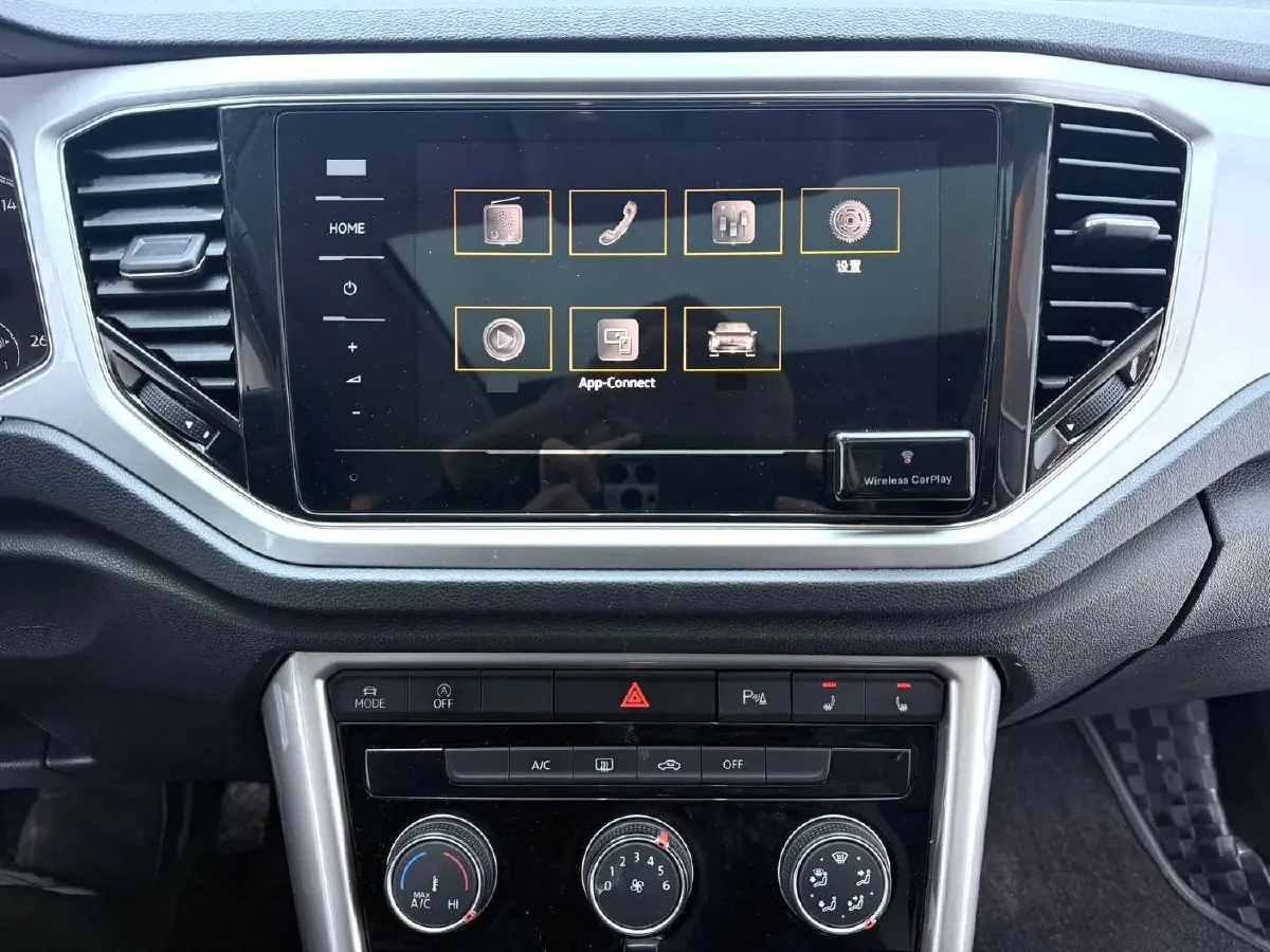 2021 Volkswagen T-Roc 1.4T 150HP L4 7DCT,autocango,china used car exporter,china ev exporter,chinese used car exporter,chinese used ev exporter