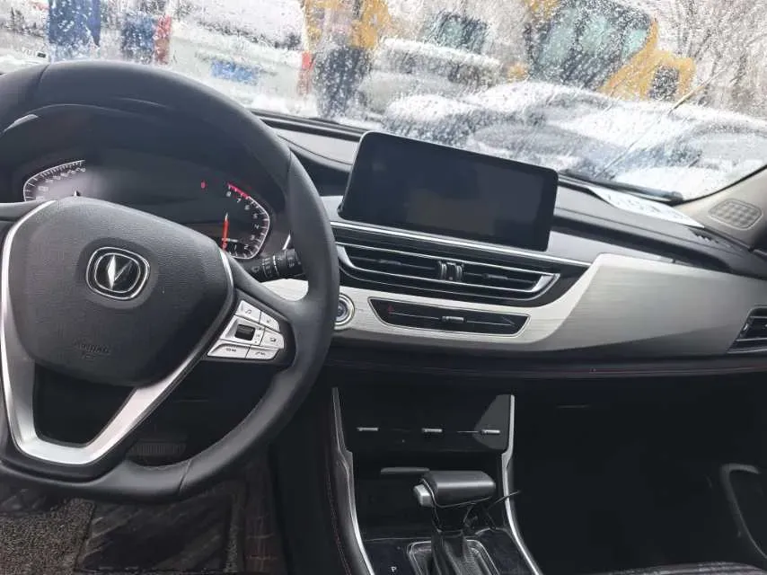 2020 ChangAn CS75 1.5T 178HP L4 7DCT,autocango,china used car exporter,china ev exporter,chinese used car exporter,chinese used ev exporter