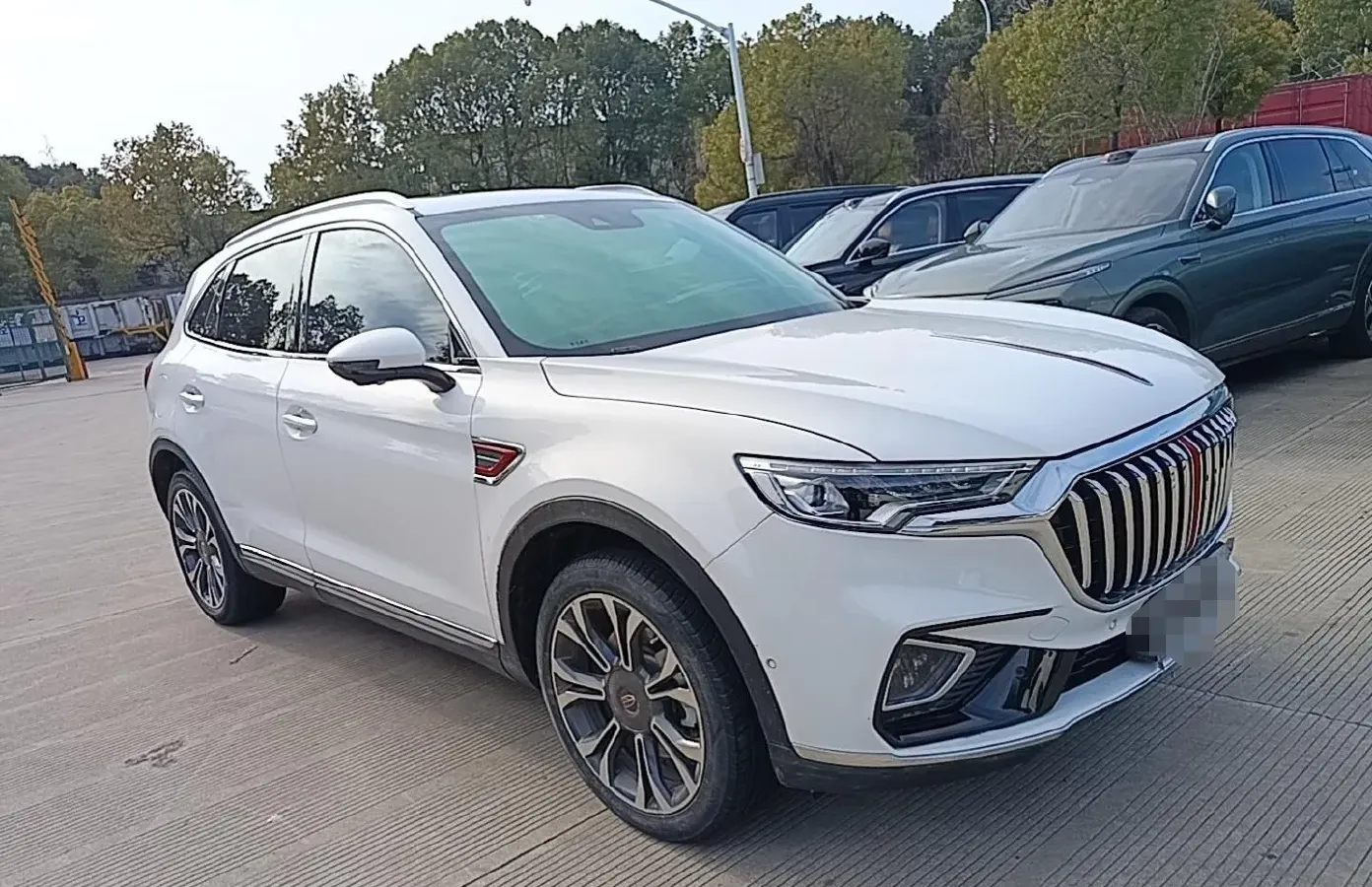 2019 HongQi HS5 2.0T 224HP L4 6AT,autocango,china used car exporter,china ev exporter,chinese used car exporter,chinese used ev exporter