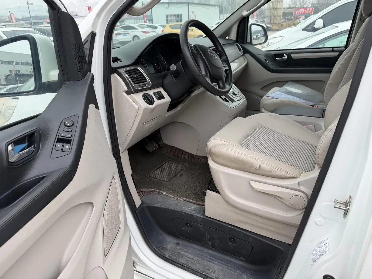 2018 MAXUS G10 2.0T 224HP L4 6AT,autocango,china used car exporter,china ev exporter,chinese used car exporter,chinese used ev exporter