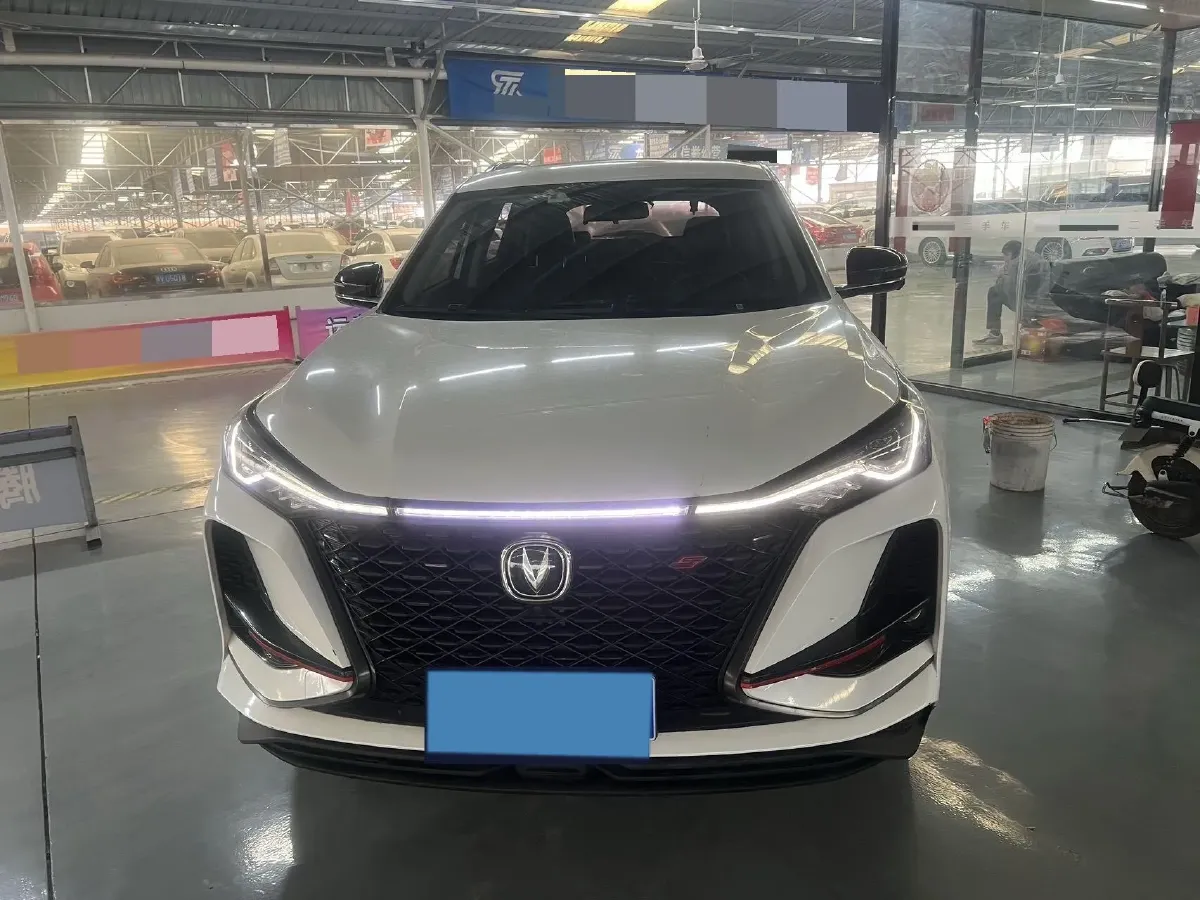 2021 ChangAn CS75 Plus 1.5T 178HP L4 6AT,autocango,china used car exporter,china ev exporter,chinese used car exporter,chinese used ev exporter