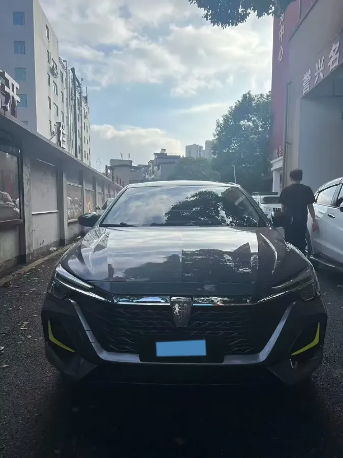 2020 Roewe i6 MAX 1.5T 173HP L4 7DCT,autocango,china used car exporter,china ev exporter,chinese used car exporter,chinese used ev exporter