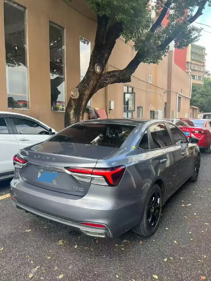 2020 Roewe i6 MAX 1.5T 173HP L4 7DCT,autocango,china used car exporter,china ev exporter,chinese used car exporter,chinese used ev exporter