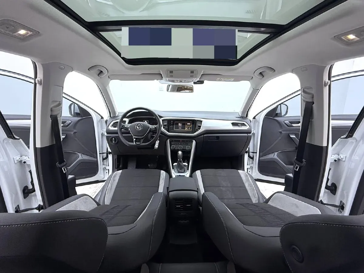 2021 Volkswagen T-Roc 1.4T 150HP L4 7DCT,autocango,china used car exporter,china ev exporter,chinese used car exporter,chinese used ev exporter